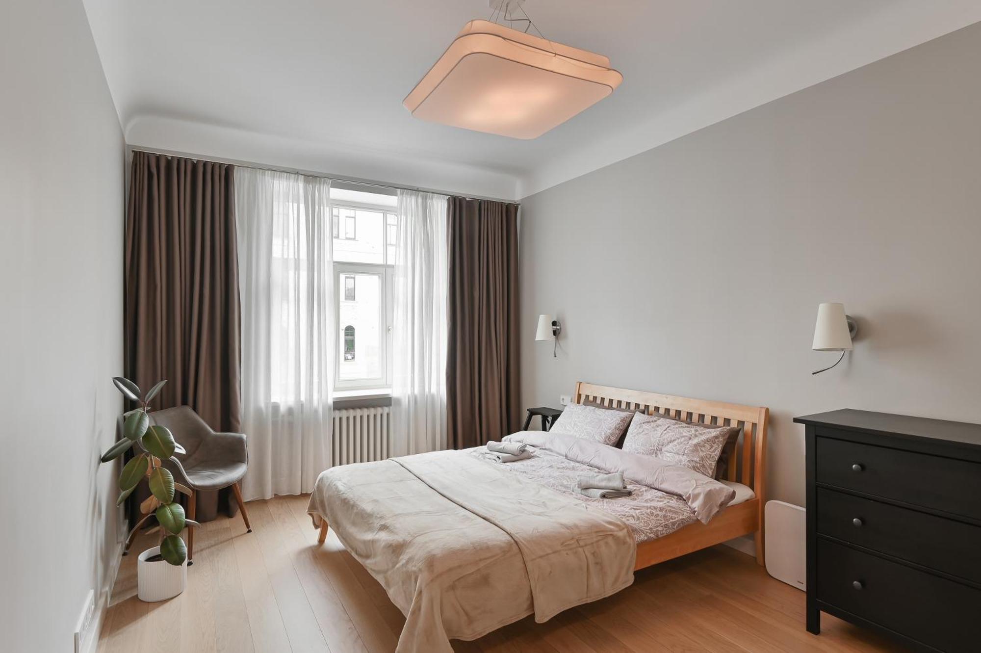 Modern 2-Bdrm Centre Apartment Рига Екстериор снимка